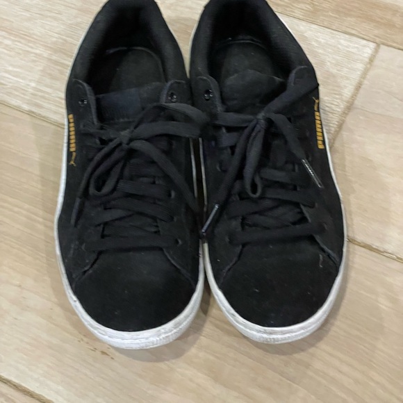 Puma Sneakers - Picture 2 of 4